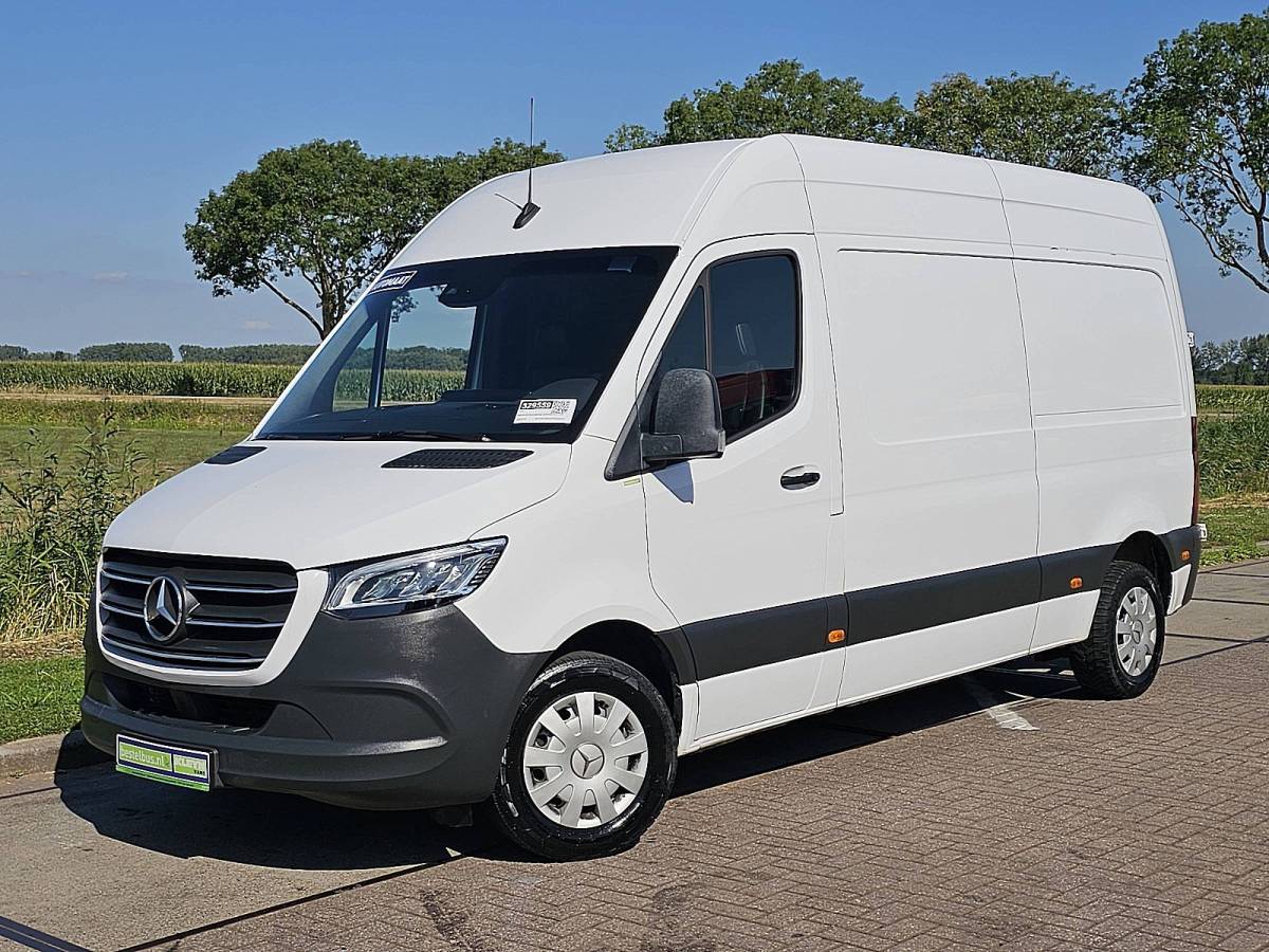 Mercedes-Benz Sprinter MERCEDES-BENZ SPRINTER 315 l2h2 led mbux10 ac!