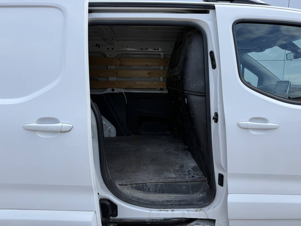 Opel Combo Opel Combo 1.5D 130PK Automaat L1 Climate Control Cruise Control Carplay Parkeersensoren Achter Trekhaak Camera