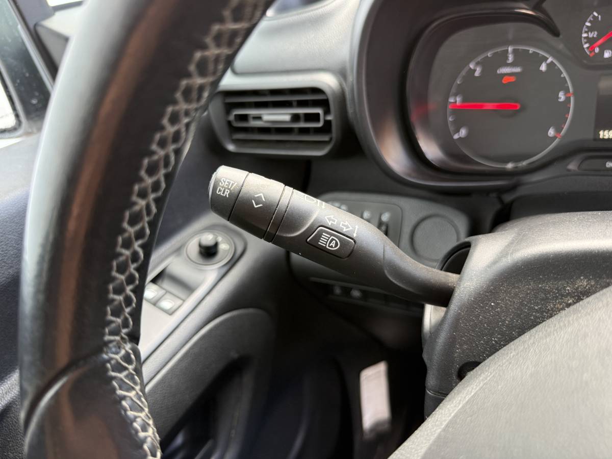 Opel Combo Opel Combo 1.5D 130PK Automaat L1 Climate Control Cruise Control Carplay Parkeersensoren Achter Trekhaak Camera