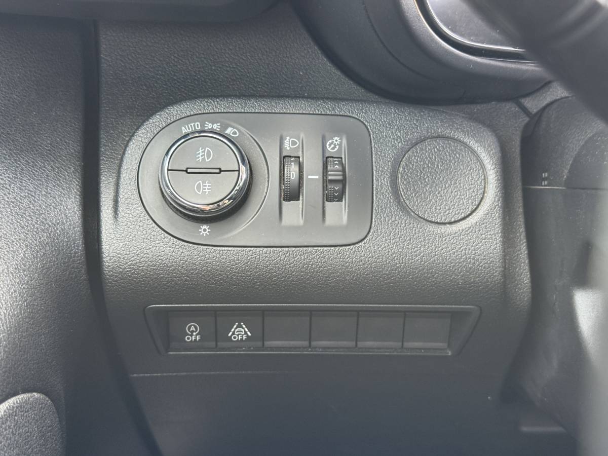 Opel Combo Opel Combo 1.5D 130PK Automaat L1 Climate Control Cruise Control Carplay Parkeersensoren Achter Trekhaak Camera