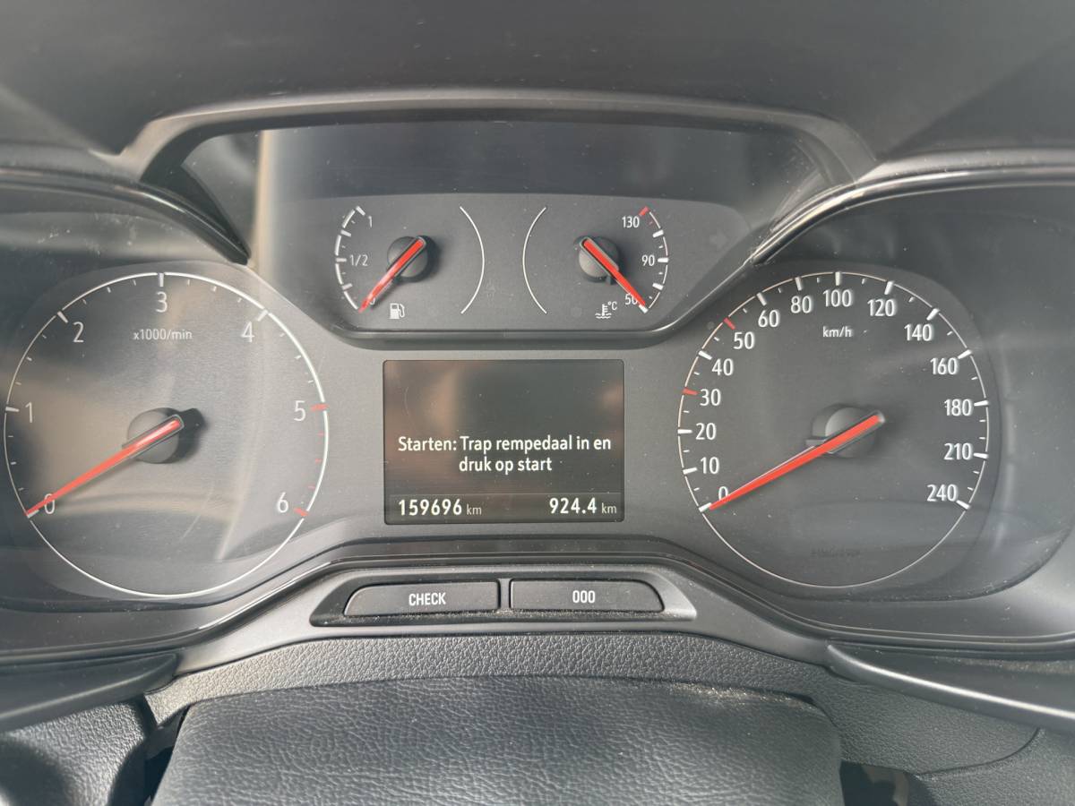Opel Combo Opel Combo 1.5D 130PK Automaat L1 Climate Control Cruise Control Carplay Parkeersensoren Achter Trekhaak Camera