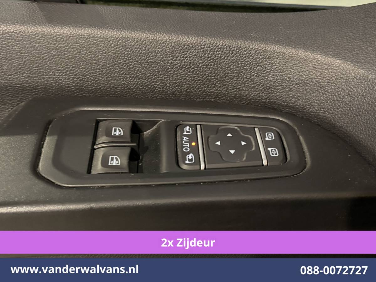 Renault Trafic Renault Trafic 2.0 dCi 131pk L2H1 Euro6 Airco | 2x zijdeur | LED | Apple Carplay | Cruisecontrol Parkeersensoren, Bijrijdersbank, 2500kg trekvermogen