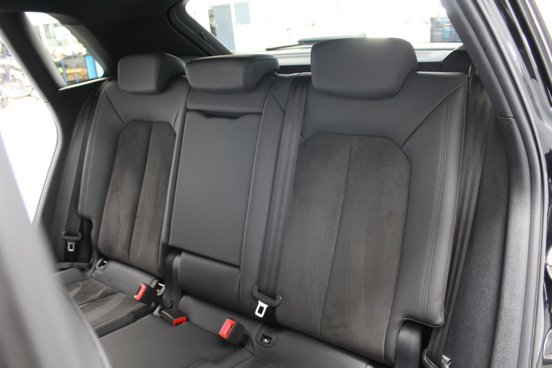Audi Q3 Audi Q3 40 TFSI quattro Business Edition 191PK, RIJKLAAR | LEER/ALCANTARA | VIRTUAL COCKPIT | 19″ LM-VELGEN