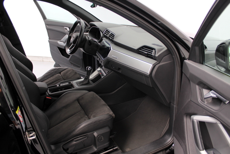 Audi Q3 Audi Q3 40 TFSI quattro Business Edition 191PK, RIJKLAAR | LEER/ALCANTARA | VIRTUAL COCKPIT | 19″ LM-VELGEN