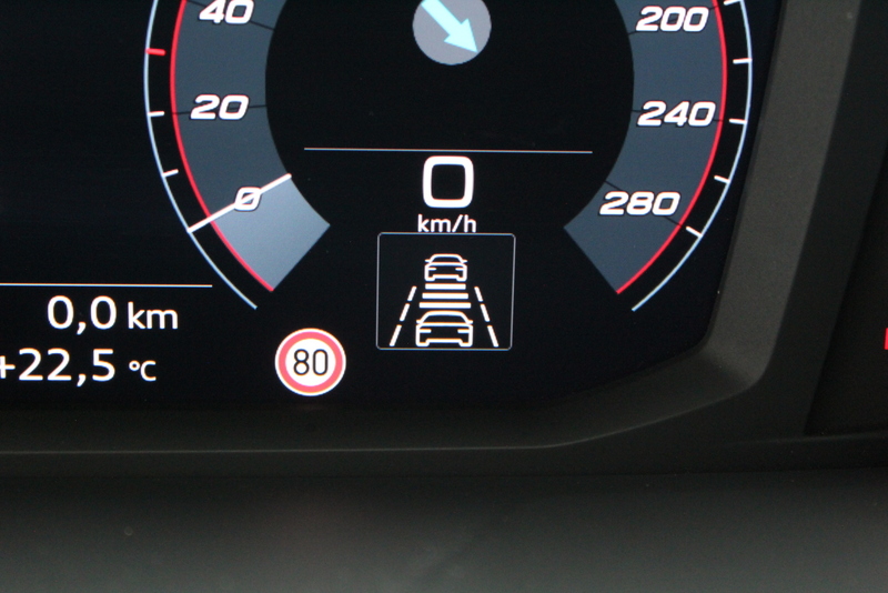 Audi Q3 Audi Q3 40 TFSI quattro Business Edition 191PK, RIJKLAAR | LEER/ALCANTARA | VIRTUAL COCKPIT | 19″ LM-VELGEN