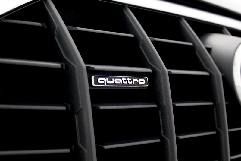 Audi Q3 Audi Q3 40 TFSI quattro Business Edition 191PK, RIJKLAAR | LEER/ALCANTARA | VIRTUAL COCKPIT | 19″ LM-VELGEN