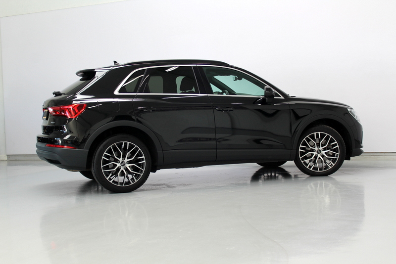Audi Q3 Audi Q3 40 TFSI quattro Business Edition 191PK, RIJKLAAR | LEER/ALCANTARA | VIRTUAL COCKPIT | 19″ LM-VELGEN