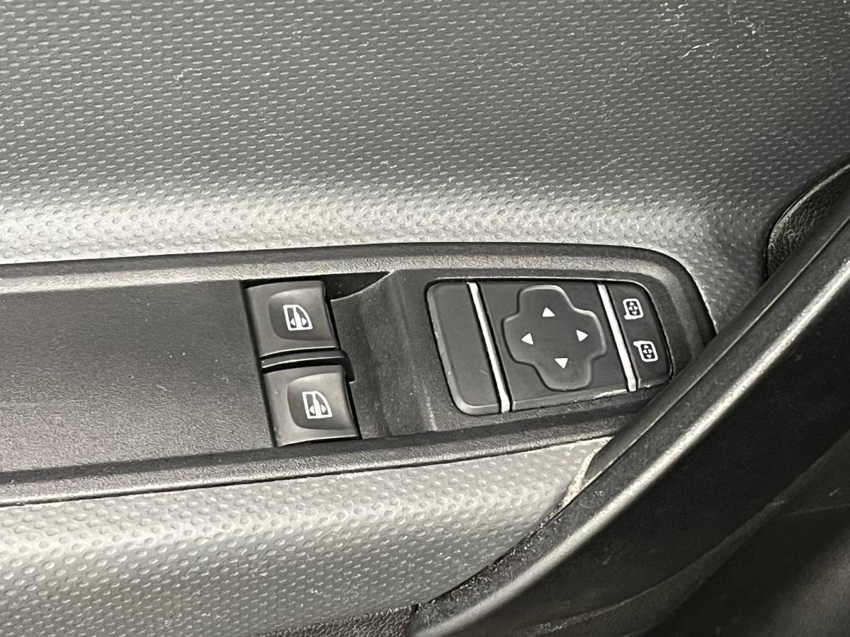 Mercedes-Benz Citan Mercedes-Benz Citan 112 CDI Pro Trekhaak Apple CarPlay Android Auto Achteruitrijcamera Parkeerhulp achter Cruise Control Stoelverwarming Airco