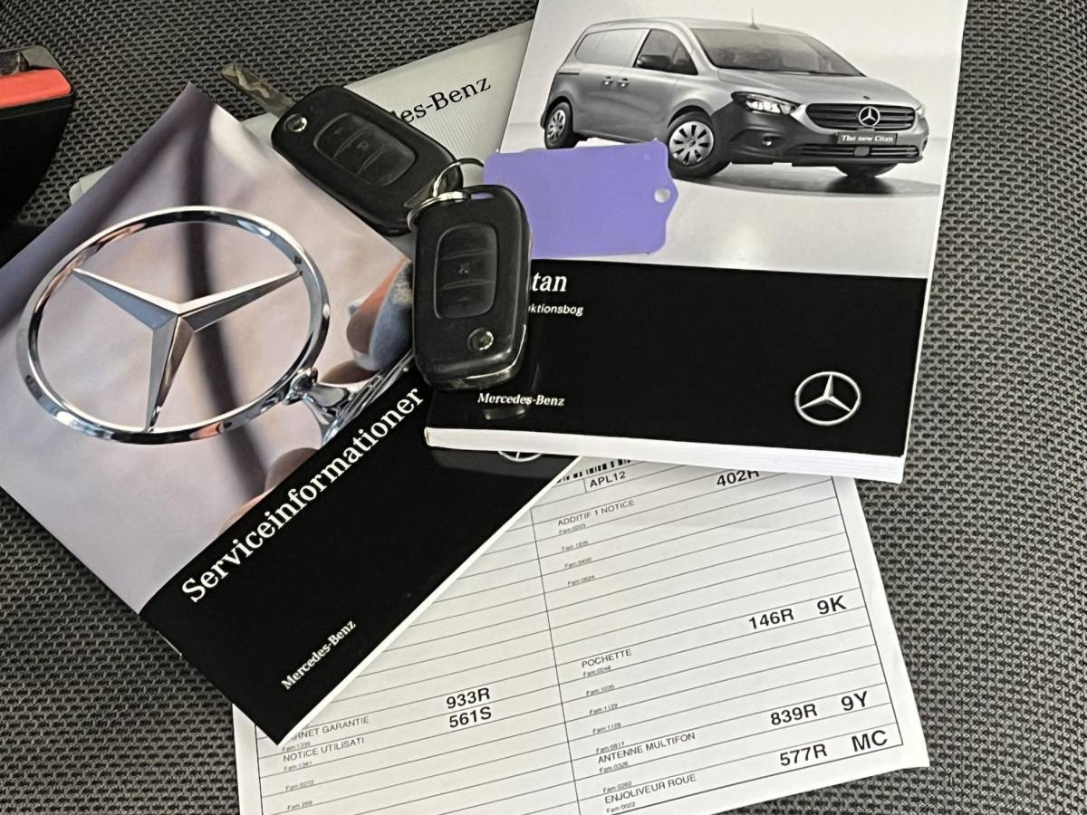 Mercedes-Benz Citan Mercedes-Benz Citan 112 CDI Pro Trekhaak Apple CarPlay Android Auto Achteruitrijcamera Parkeerhulp achter Cruise Control Stoelverwarming Airco