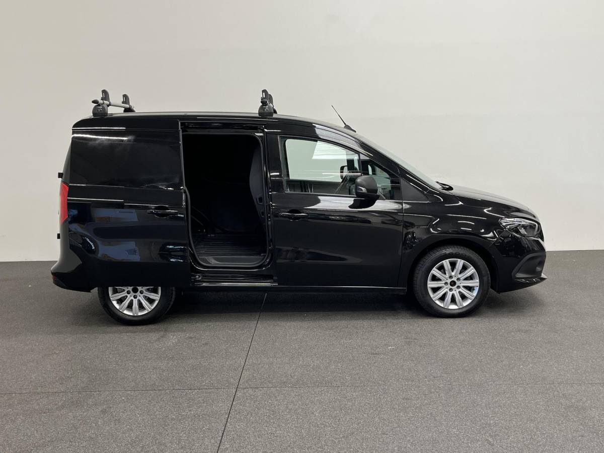 Mercedes-Benz Citan Mercedes-Benz Citan 112 CDI Pro Trekhaak Apple CarPlay Android Auto Achteruitrijcamera Parkeerhulp achter Cruise Control Stoelverwarming Airco