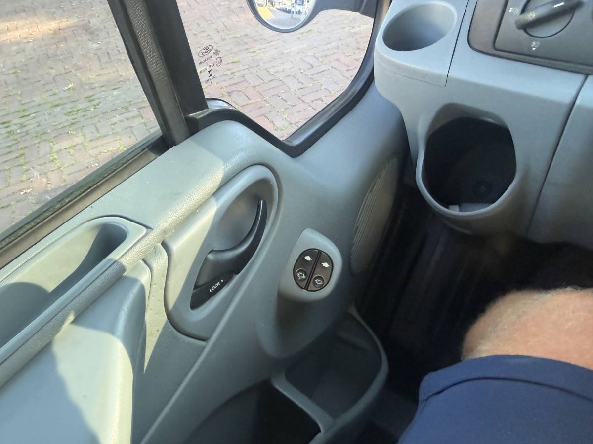 Ford Transit Ford Transit Rolstoelbus 300M 2.2 TDCI SHD DC Camera,Airco,Cruise,Cv Bj 2010 Nu 7500,- incl lift