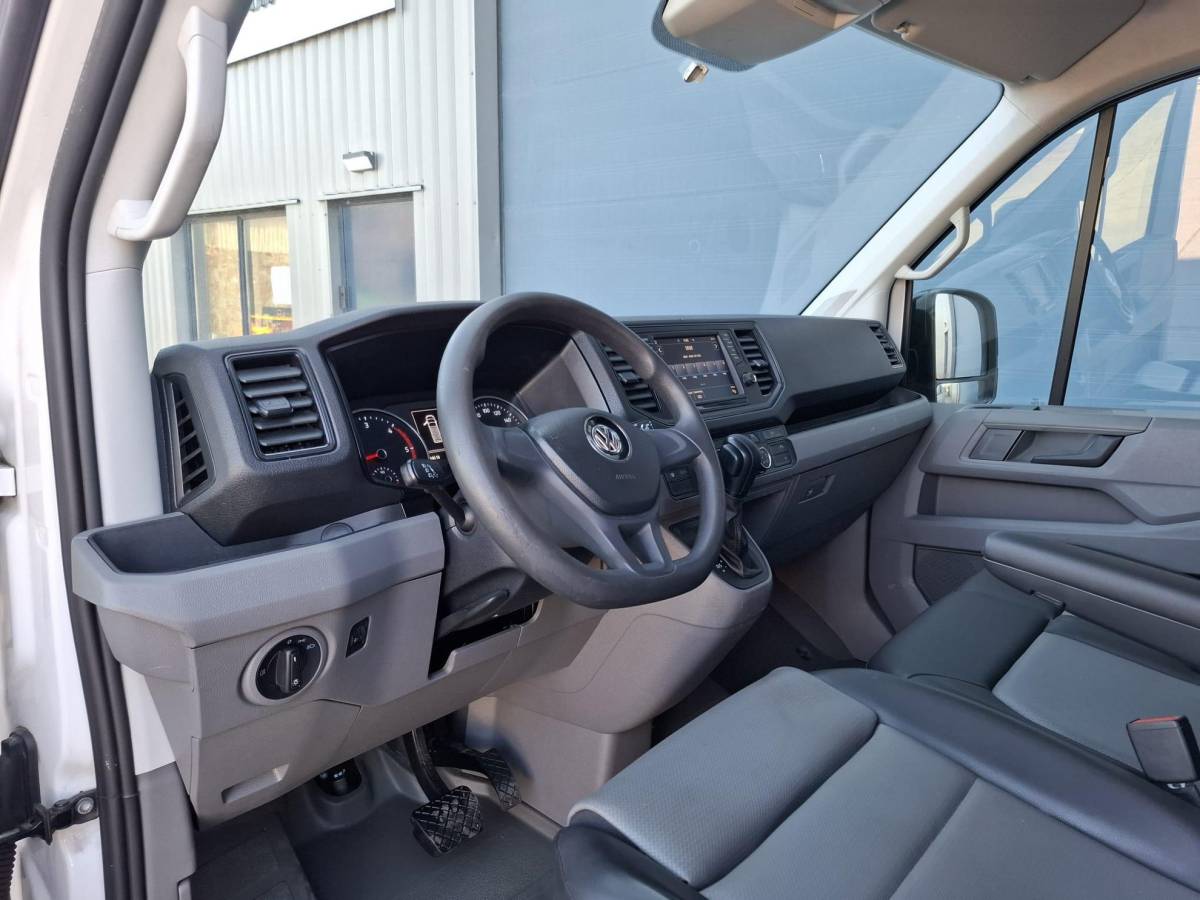 Volkswagen Crafter Volkswagen Crafter 35 2.0 TDI L3H3 Highline AIRCO / CRUISE CONTROLE / 3 ZITS / NAVI / CARPLAY