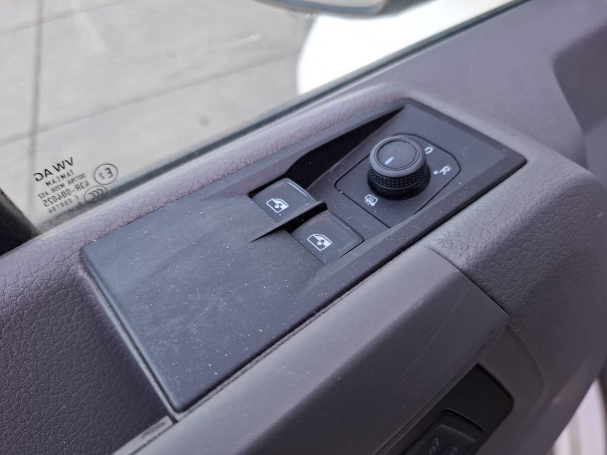 Volkswagen Crafter Volkswagen Crafter 35 2.0 TDI L3H3 Highline AIRCO / CRUISE CONTROLE / 3 ZITS / NAVI / CARPLAY