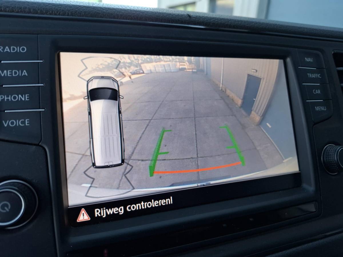 Volkswagen Crafter Volkswagen Crafter 35 2.0 TDI L3H3 Highline AIRCO / CRUISE CONTROLE / 3 ZITS / NAVI / CARPLAY