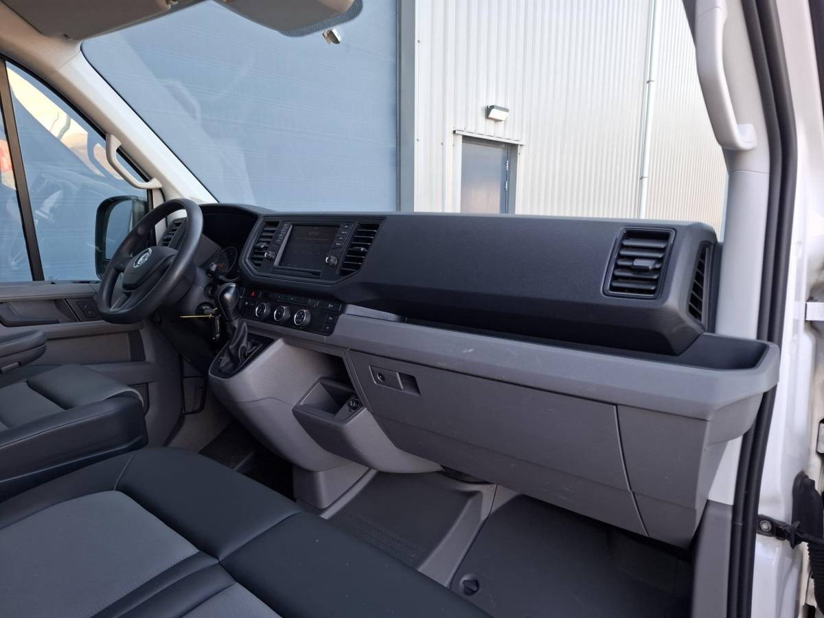 Volkswagen Crafter Volkswagen Crafter 35 2.0 TDI L3H3 Highline AIRCO / CRUISE CONTROLE / 3 ZITS / NAVI / CARPLAY