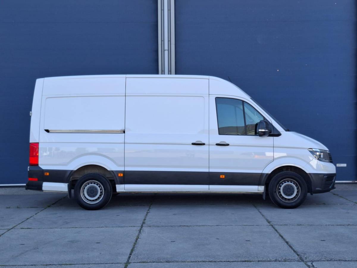 Volkswagen Crafter Volkswagen Crafter 35 2.0 TDI L3H3 Highline AIRCO / CRUISE CONTROLE / 3 ZITS / NAVI / CARPLAY