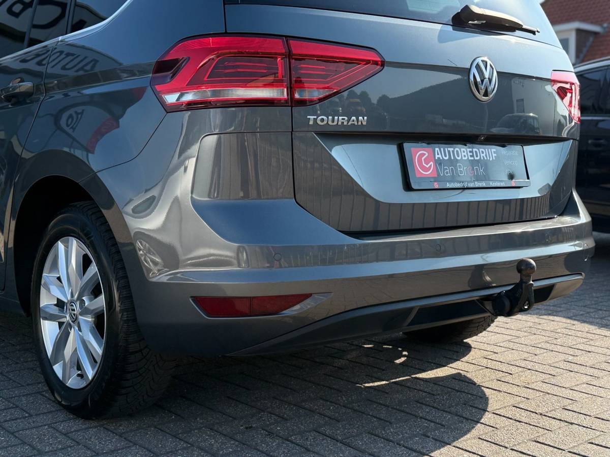 Volkswagen Touran Volkswagen Touran 1.5 TSI Highline Business 7p | Elek. klep
