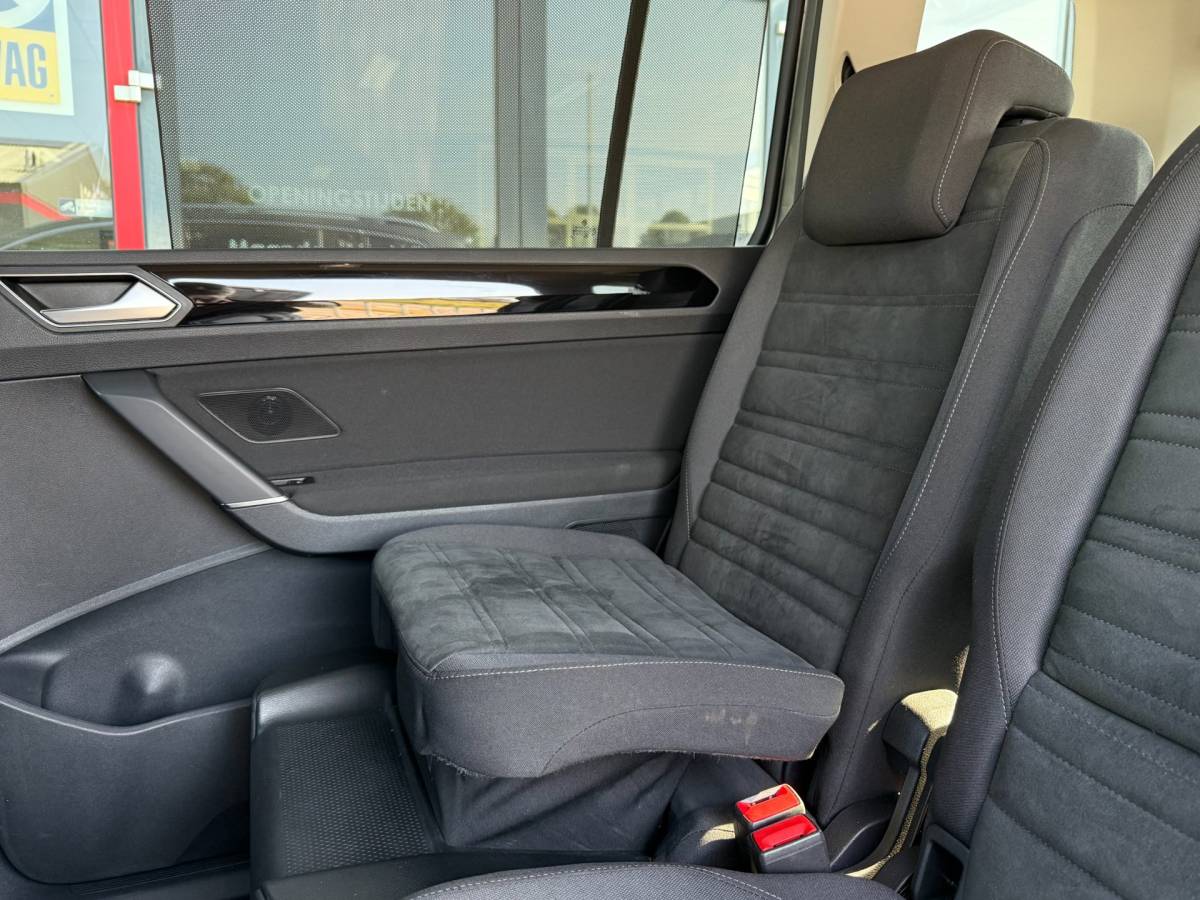 Volkswagen Touran Volkswagen Touran 1.5 TSI Highline Business 7p | Elek. klep