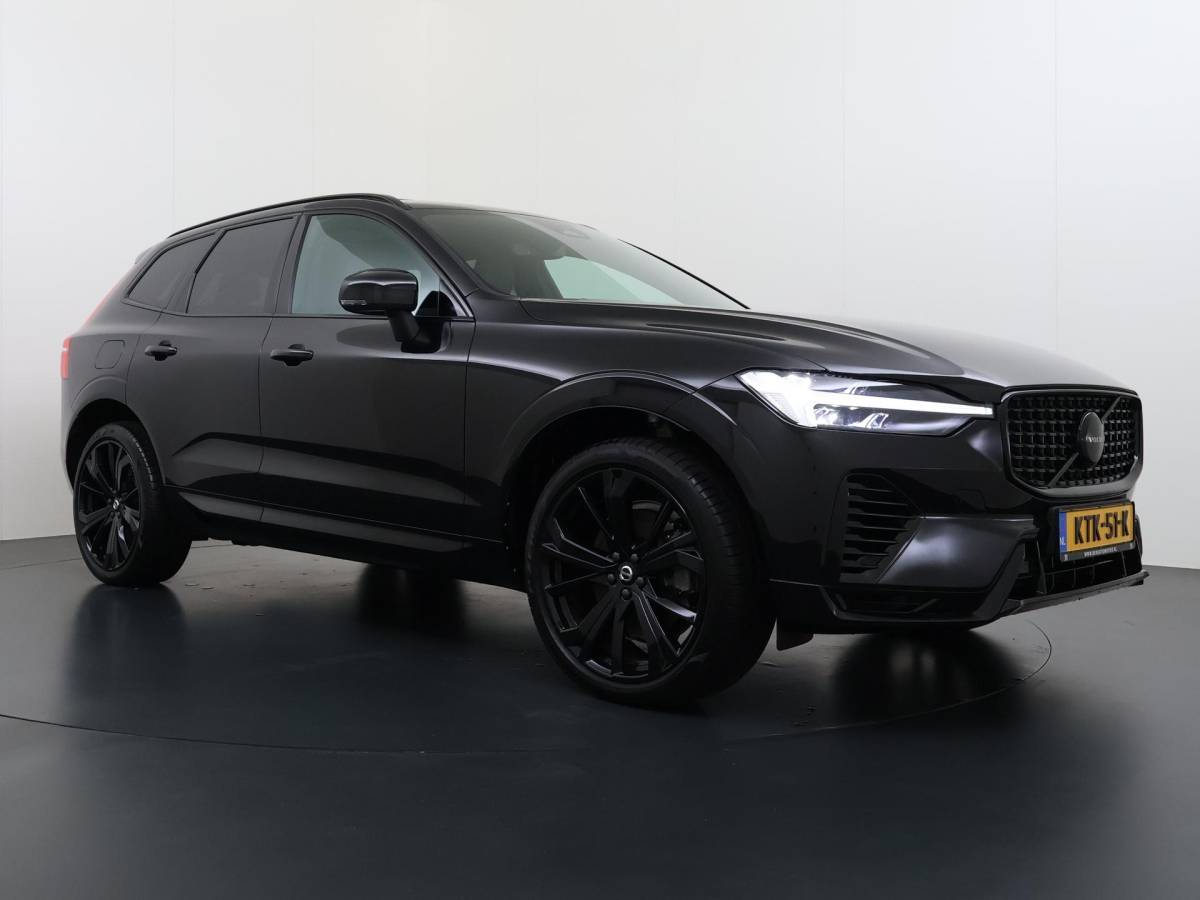 Volvo XC60 Volvo XC60 2.0 T6 Plug-in hybrid AWD Plus Dark DEALER ONDERHOUDE | EL. STOELEN MET GEHEUGEN | HARMAN KARDON |  | STOEL VERWARMING VOOR EN ACHTER| PANORAMA DAK | 360 GRADEN CAMERA | ELEK. STOELEN MET GEHEUGEN | HARMAN/KARDON AUDIO