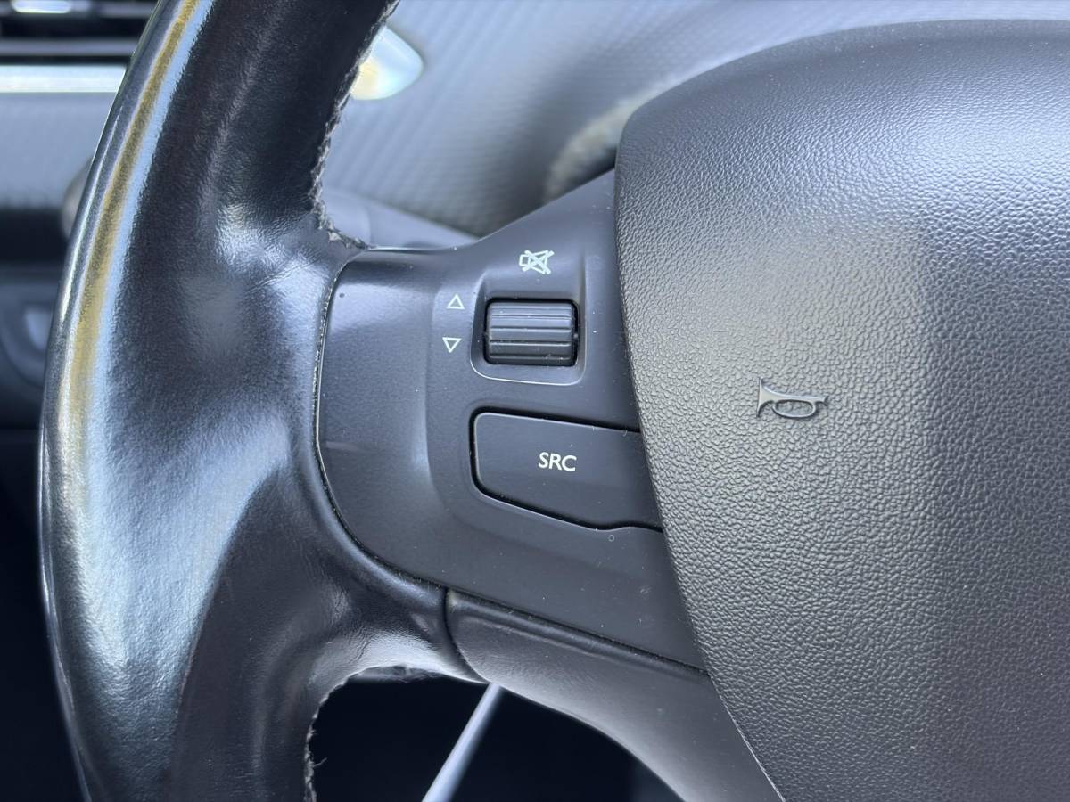 Peugeot 2008 Peugeot 2008 1.2 PureTech Allure D-riem vv in 02-2026 l Pano l Carplay l Camera l Halfleder l 110pk l Dealer Onderhouden l 2e Eigenaar l Navi l Clima l Cruise l Pdc l Lm velgen l Apk tot 02-2027