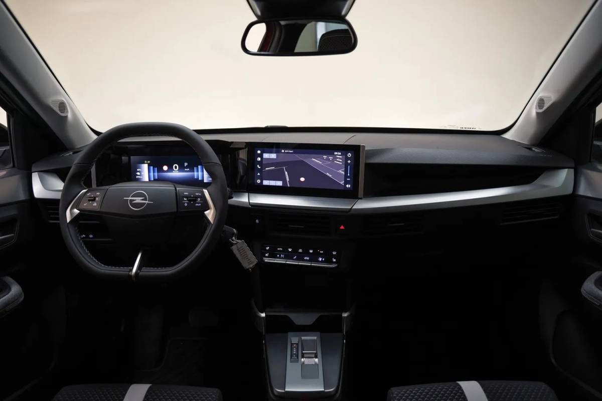 Opel Frontera Opel Frontera Electric GS 44 kWh [ LED Navi Stoel-en stuurverwarming Apple / Android Climate Camera ]