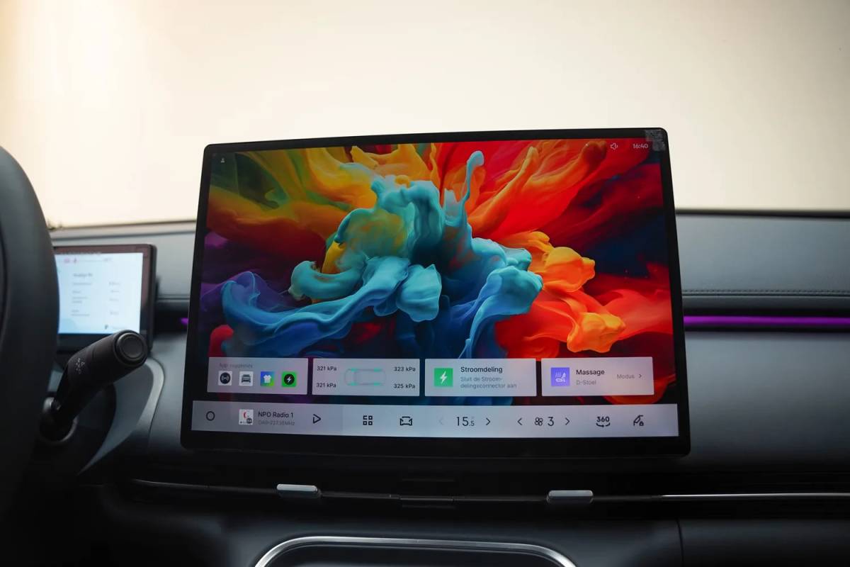 Geely Starray EM-i Geely Starray EM-i Starray EM-i Max+ [ Panoramadak 136 km elektrisch HUD leder Navi Apple / Android ]