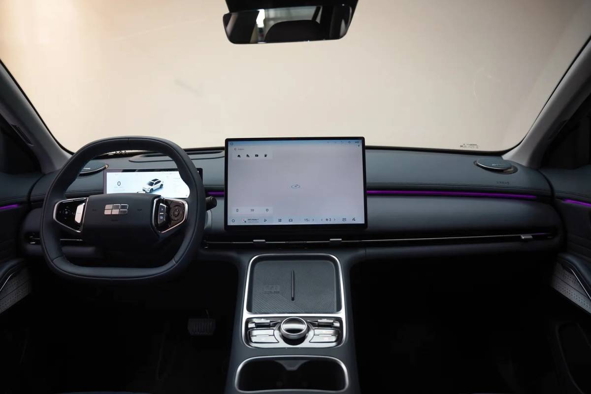 Geely Starray EM-i Geely Starray EM-i Starray EM-i Max+ [ Panoramadak 136 km elektrisch HUD leder Navi Apple / Android ]