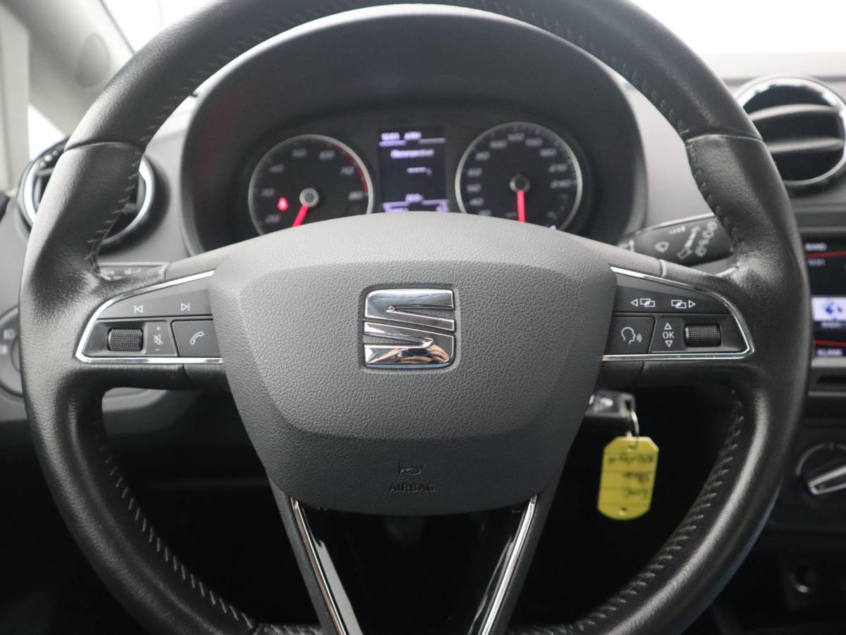 SEAT Ibiza SEAT Ibiza 1.0 EcoTSI Style Connect CARPLAY / NAVI / AIRCO / PDC / BLUETOOTH / CRUISE / NL-AUTO