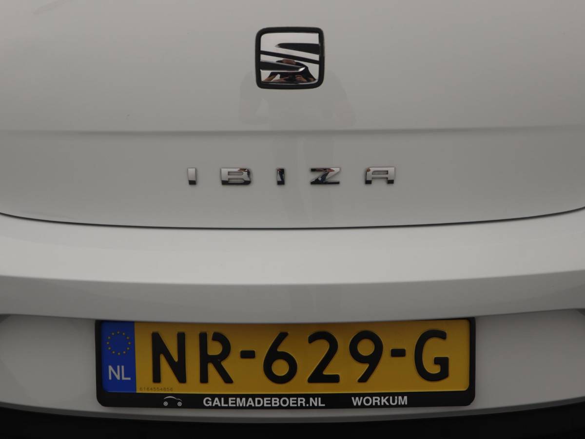 SEAT Ibiza SEAT Ibiza 1.0 EcoTSI Style Connect CARPLAY / NAVI / AIRCO / PDC / BLUETOOTH / CRUISE / NL-AUTO