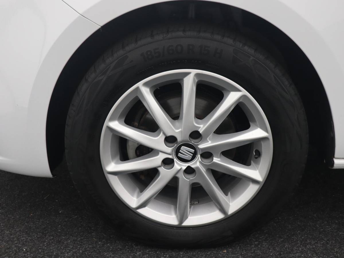SEAT Ibiza SEAT Ibiza 1.0 EcoTSI Style Connect CARPLAY / NAVI / AIRCO / PDC / BLUETOOTH / CRUISE / NL-AUTO