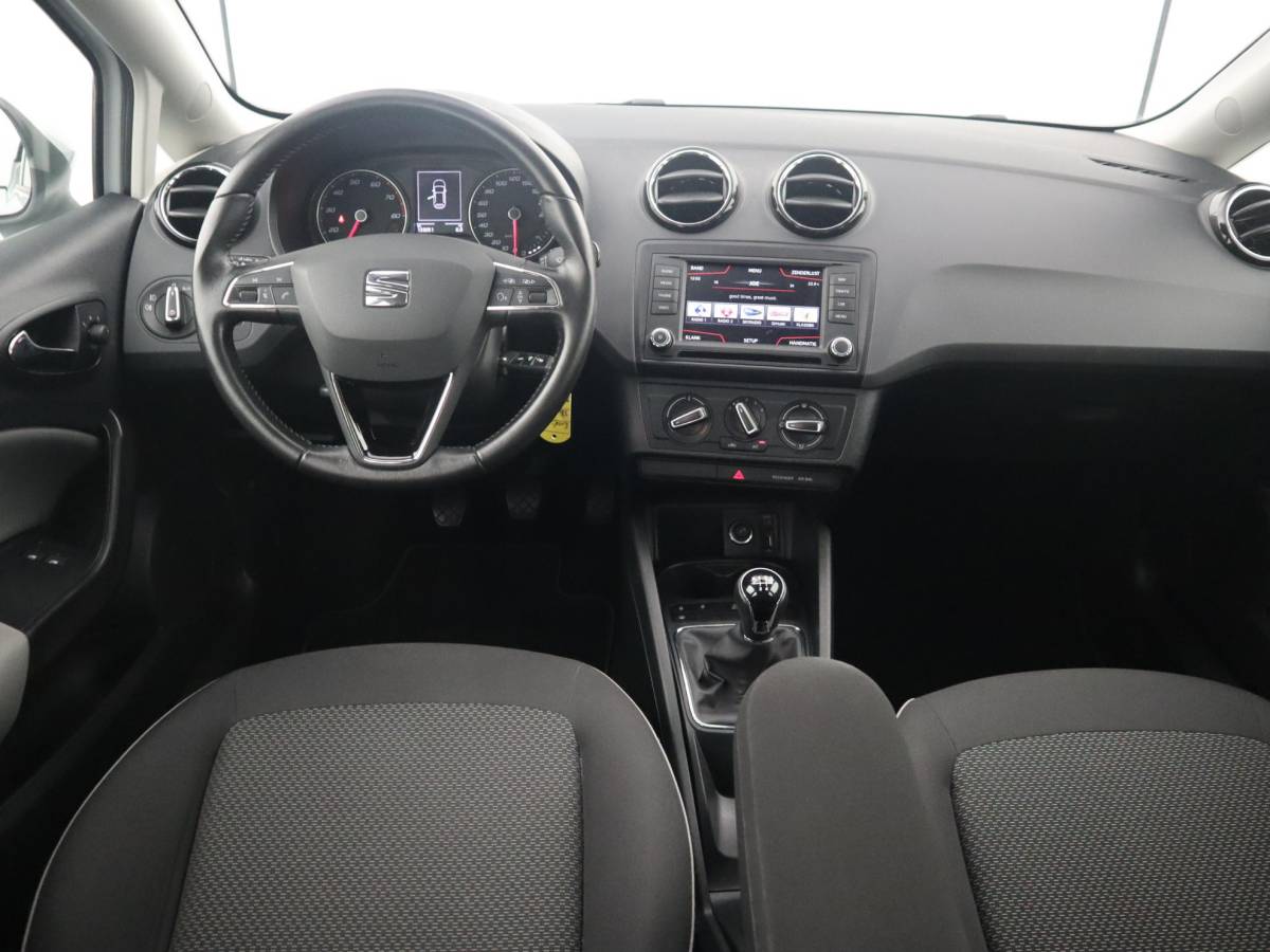 SEAT Ibiza SEAT Ibiza 1.0 EcoTSI Style Connect CARPLAY / NAVI / AIRCO / PDC / BLUETOOTH / CRUISE / NL-AUTO
