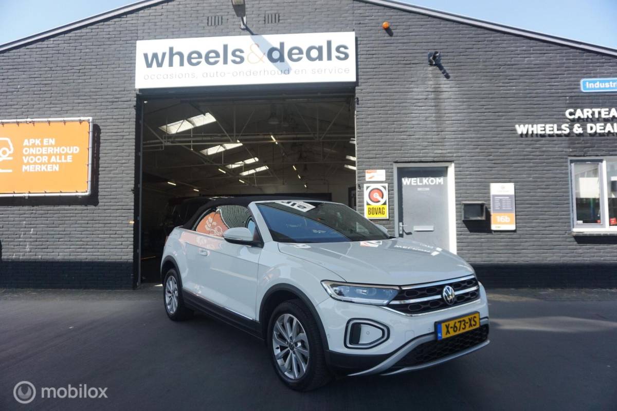 Volkswagen T-Roc Volkswagen T-Roc Cabrio 1.5 TSI R-Line ( 1e eigenaar ! )