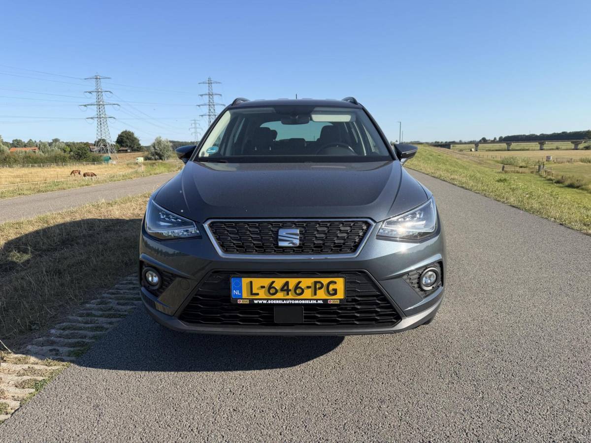SEAT Arona Seat Arona 1.0 TSI FR boekjes virtueel dashboard leer alcantara