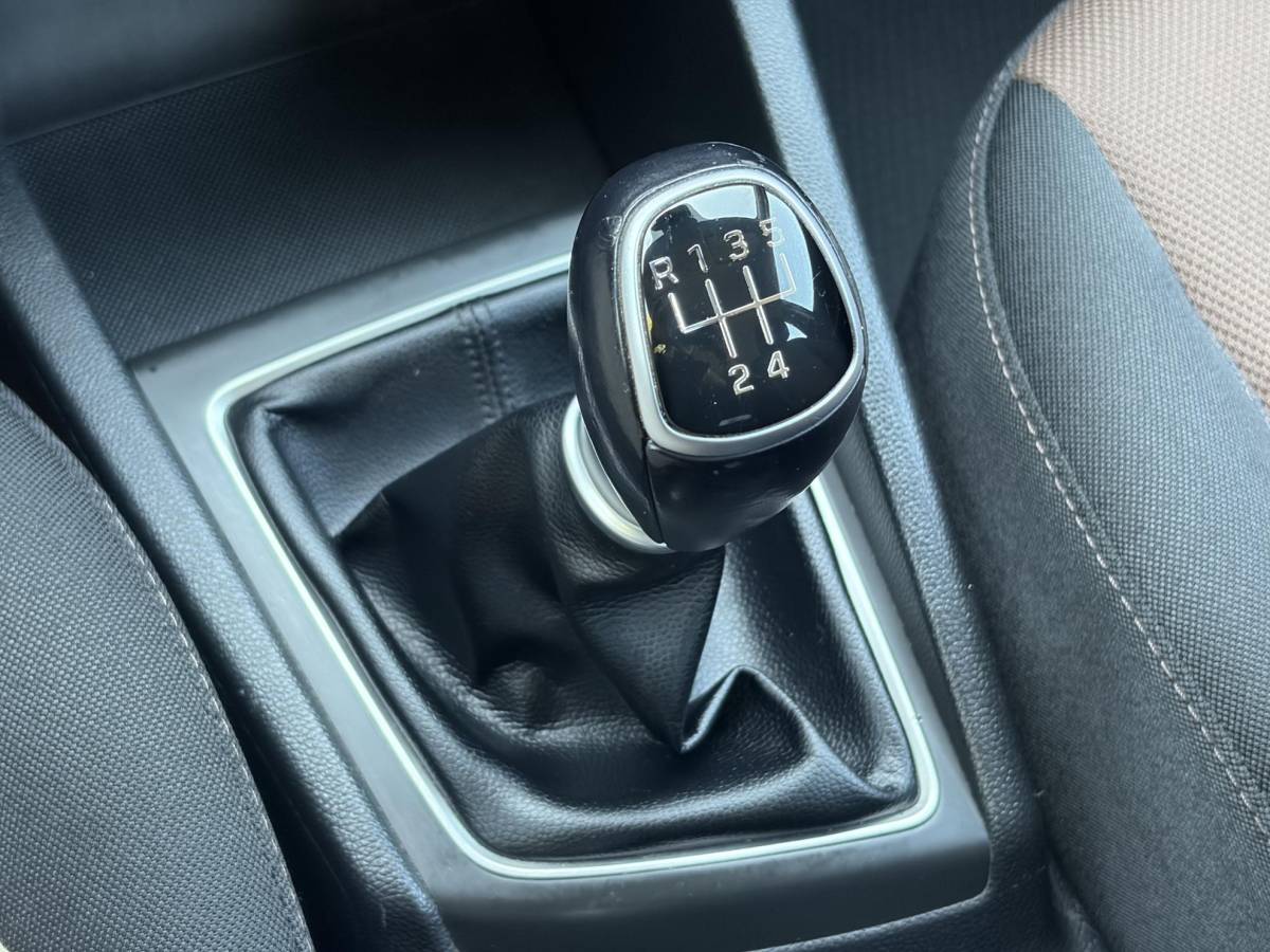 Hyundai i20 Hyundai i20 1.0 T-GDI Comfort 2e Eigenaar l Trekhaak l Navi l Camera l Carplay l Clima l Cruise l Rijstrooksensor l Pdc l N.A.P l Apk tot 05-2027