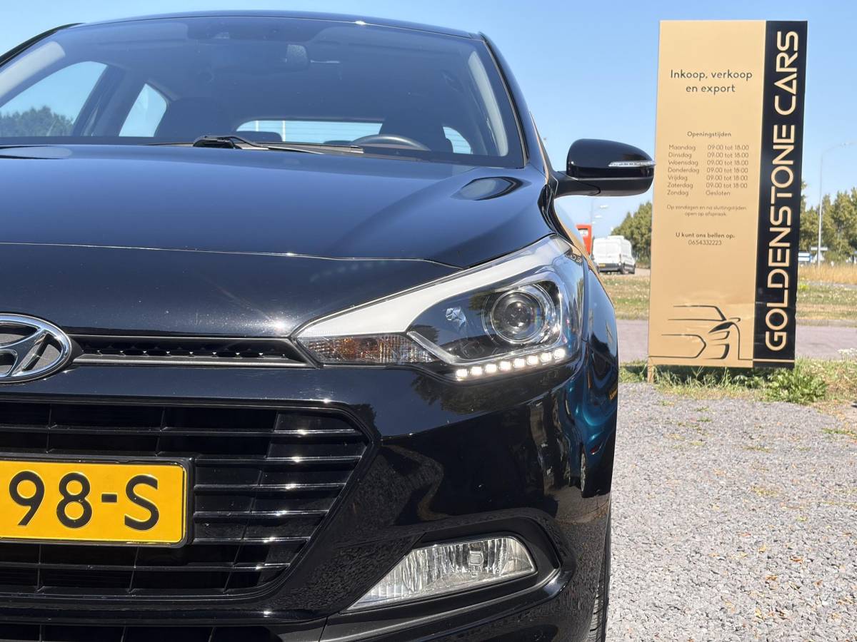 Hyundai i20 Hyundai i20 1.0 T-GDI Comfort 2e Eigenaar l Trekhaak l Navi l Camera l Carplay l Clima l Cruise l Rijstrooksensor l Pdc l N.A.P l Apk tot 05-2027