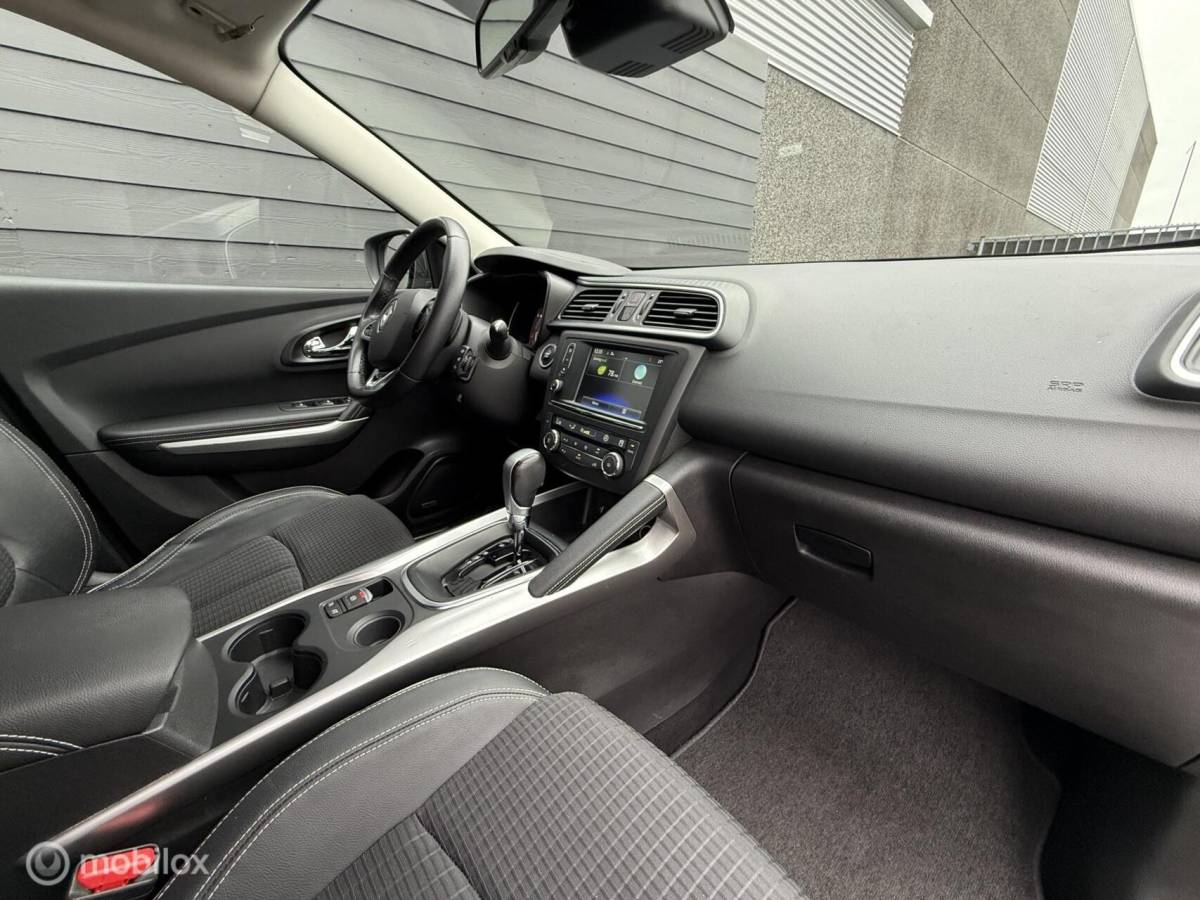 Renault Kadjar Renault Kadjar 1.2 TCe Bose Automaat Pano.dak/Clima/Cruise/PDC/LED