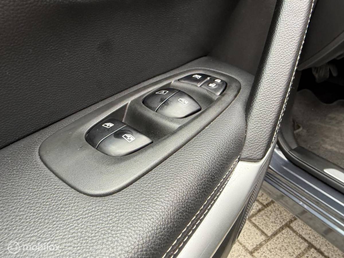Renault Kadjar Renault Kadjar 1.2 TCe Bose Automaat Pano.dak/Clima/Cruise/PDC/LED