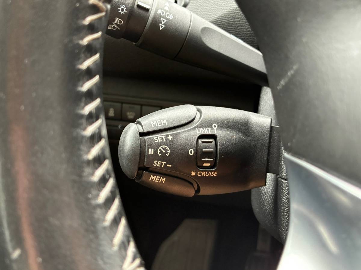 Peugeot 308 Peugeot 308 SW 1.2 PureTech Style | Cruise + Clima + Navi nu € 5.975,-!!!