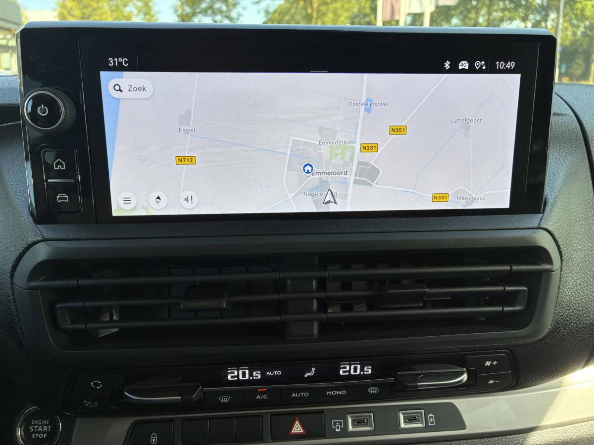 Opel Vivaro Opel Vivaro 2.0 Diesel 180Pk 8-traps Automaat Luxe Dub.Cabine | ECC | Navigatie | Stuurverwarming | LED Verlichting | Camera | Parkpilot | Side-bars | LM-Velgen | Betimmering | Afneembare Trekhaak | Zeer kompleet & z.g.a.n.