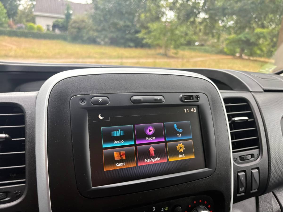 Nissan NV300 Nissan NV300 2.0 dCi 120 L2H1 Acenta DC Comfort|NAP|DUBBElCABINE|airco|cruise|navi|parkeersensoren achter|bluetooth|EURO6