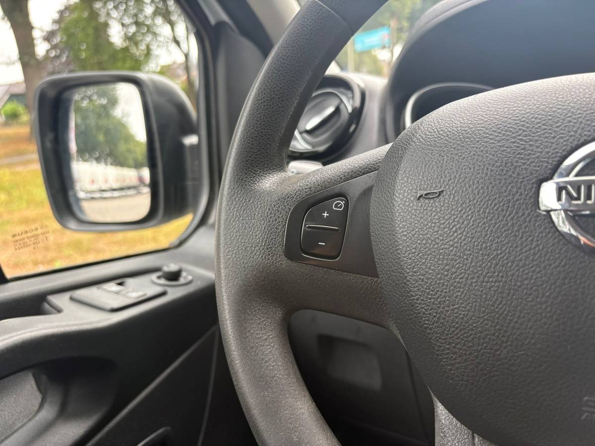 Nissan NV300 Nissan NV300 2.0 dCi 120 L2H1 Acenta DC Comfort|NAP|DUBBElCABINE|airco|cruise|navi|parkeersensoren achter|bluetooth|EURO6