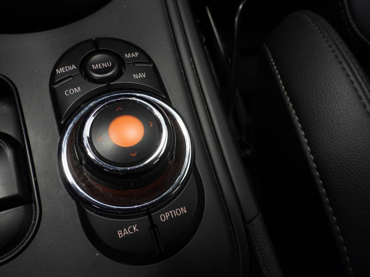 MINI Countryman MINI Countryman 1.5 One NAVI/LEER/EL.KLEP/LED/16″LMV!