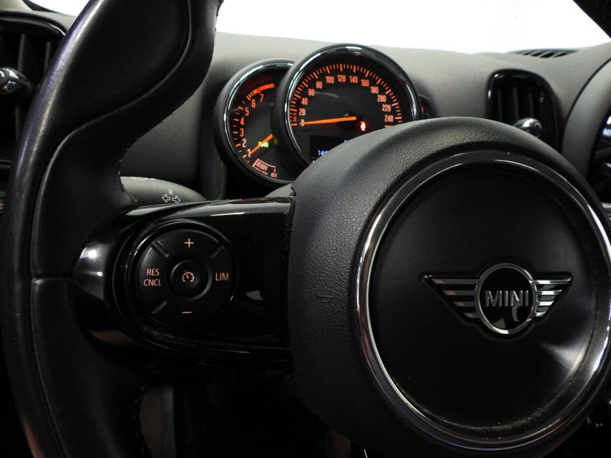 MINI Countryman MINI Countryman 1.5 One NAVI/LEER/EL.KLEP/LED/16″LMV!