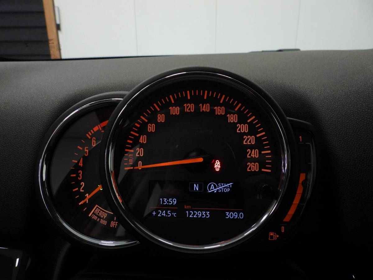 MINI Countryman MINI Countryman 1.5 One NAVI/LEER/EL.KLEP/LED/16″LMV!