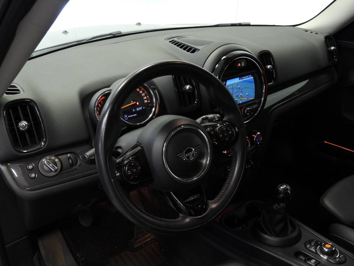 MINI Countryman MINI Countryman 1.5 One NAVI/LEER/EL.KLEP/LED/16″LMV!