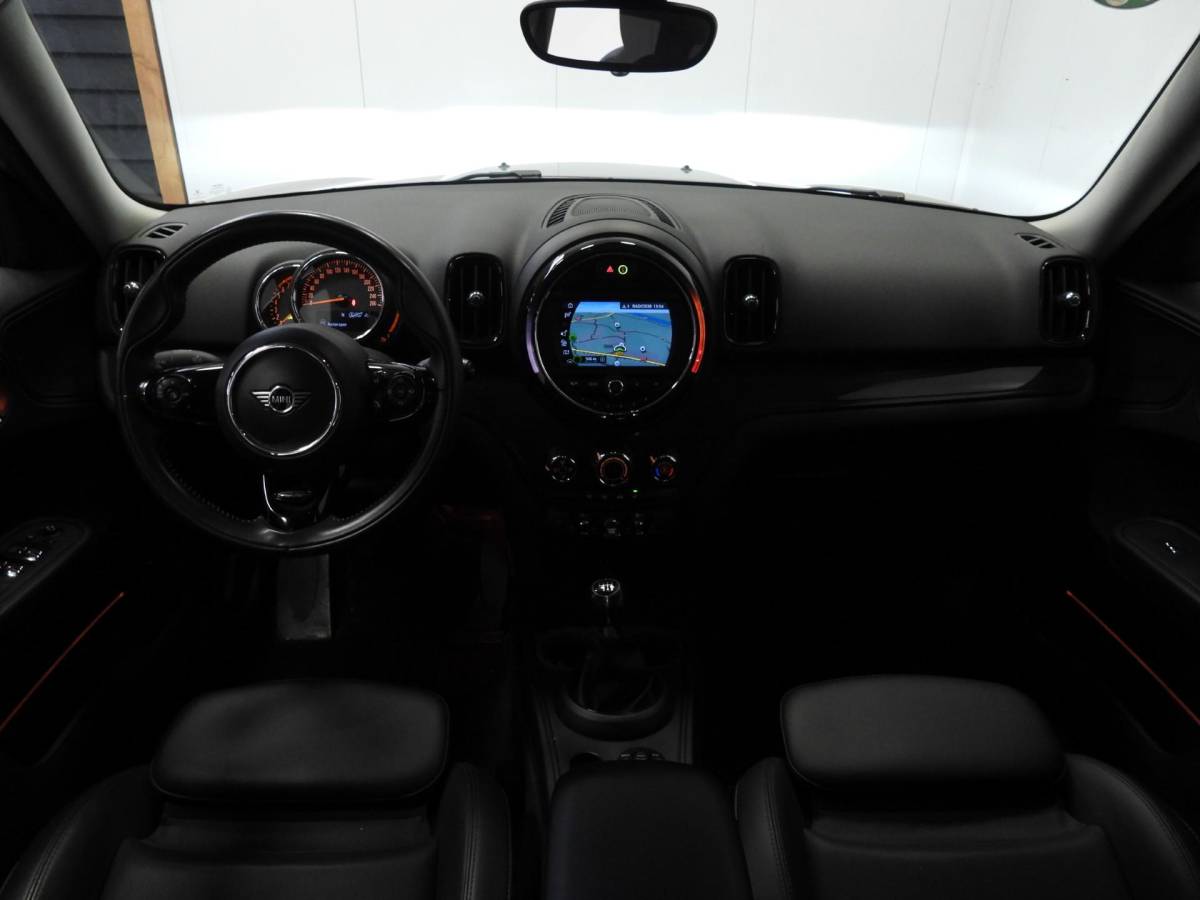 MINI Countryman MINI Countryman 1.5 One NAVI/LEER/EL.KLEP/LED/16″LMV!