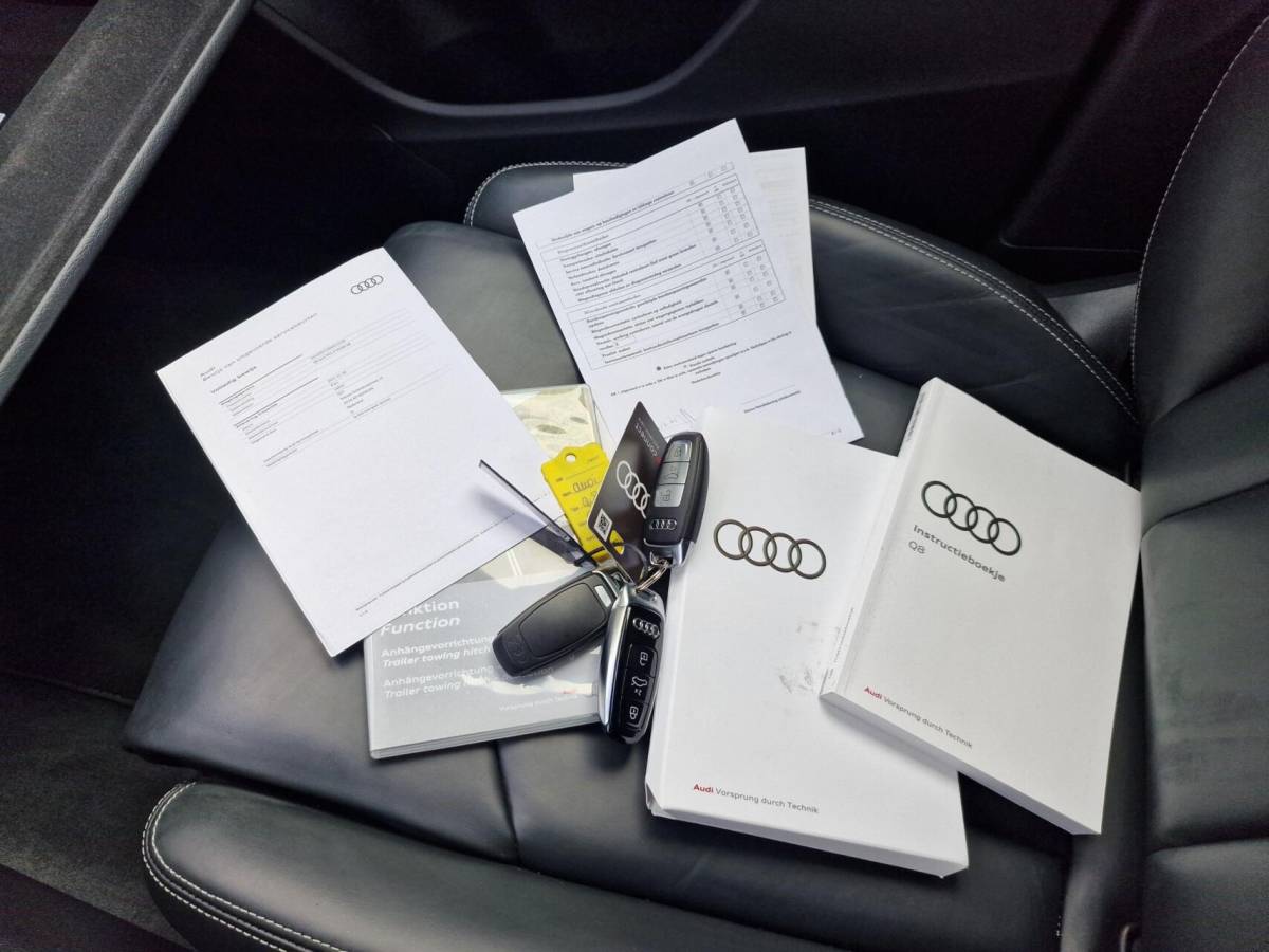 Audi Q8 Audi Q8 55 TFSI e quattro 422PK S-Line|23-inch|Spoiler-kit|black-edition|NL-AUTO|Trekhaak| BTW| Originele Nederlander
