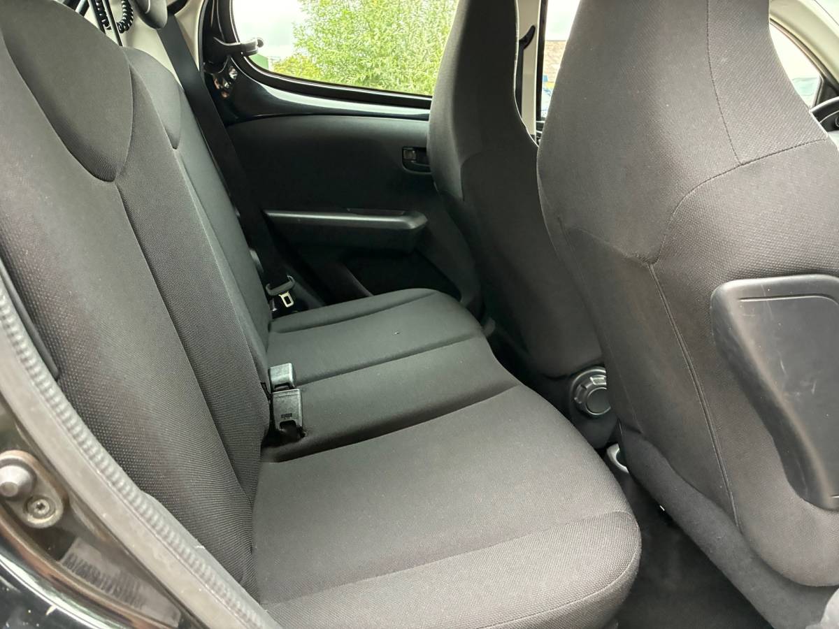 Peugeot 108 Peugeot 108 1.0 e-VTi Active |” 109.000 KM ” + Airco + 5-Drs nu € 5.975,-!!!
