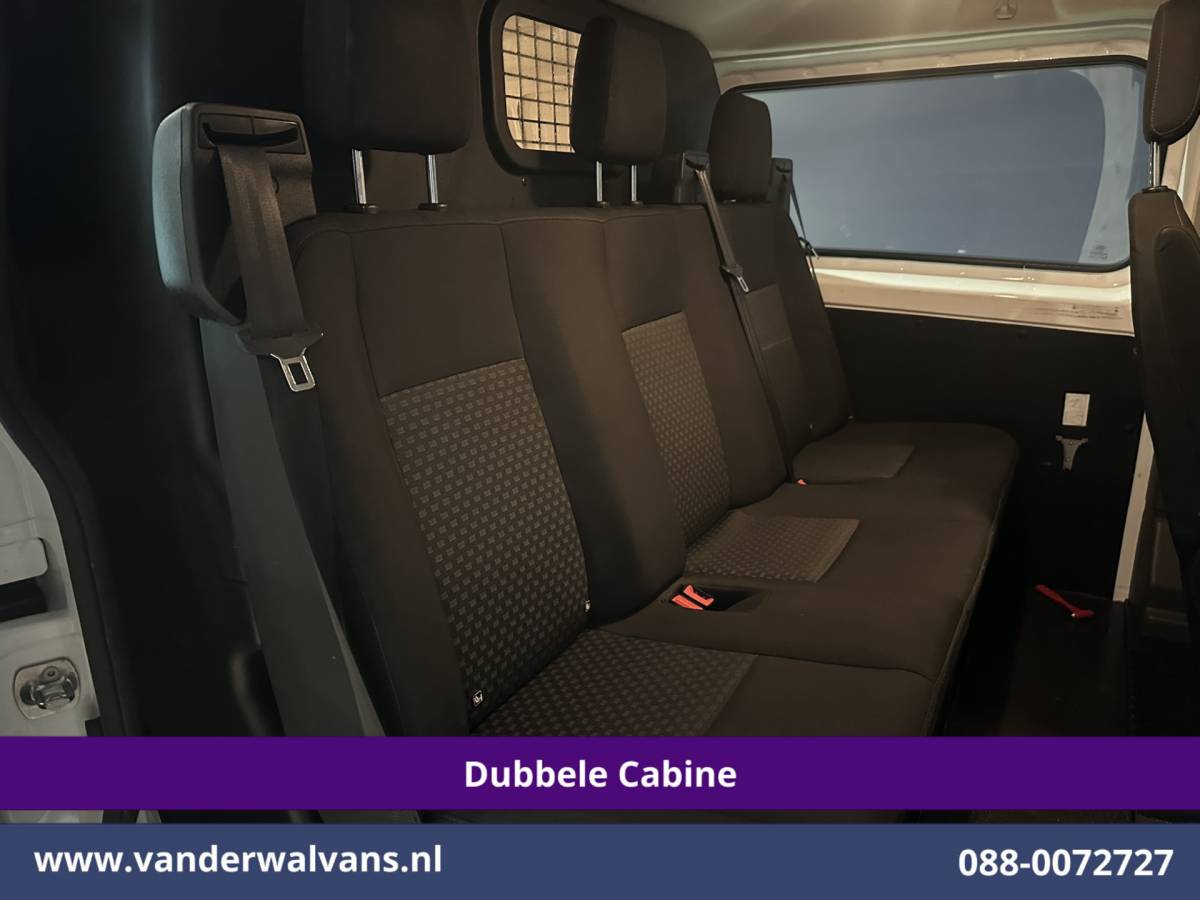 Ford Transit Custom Ford Transit Custom 2.0 TDCI 130pk L2H1 Dubbele Cabine Euro6 Airco | 5-Zits | Camera | LED | Tachograaf Cruisecontrol, Trekhaak, Stoelverwarming, Verwarmde voorruit, Parkeersensoren