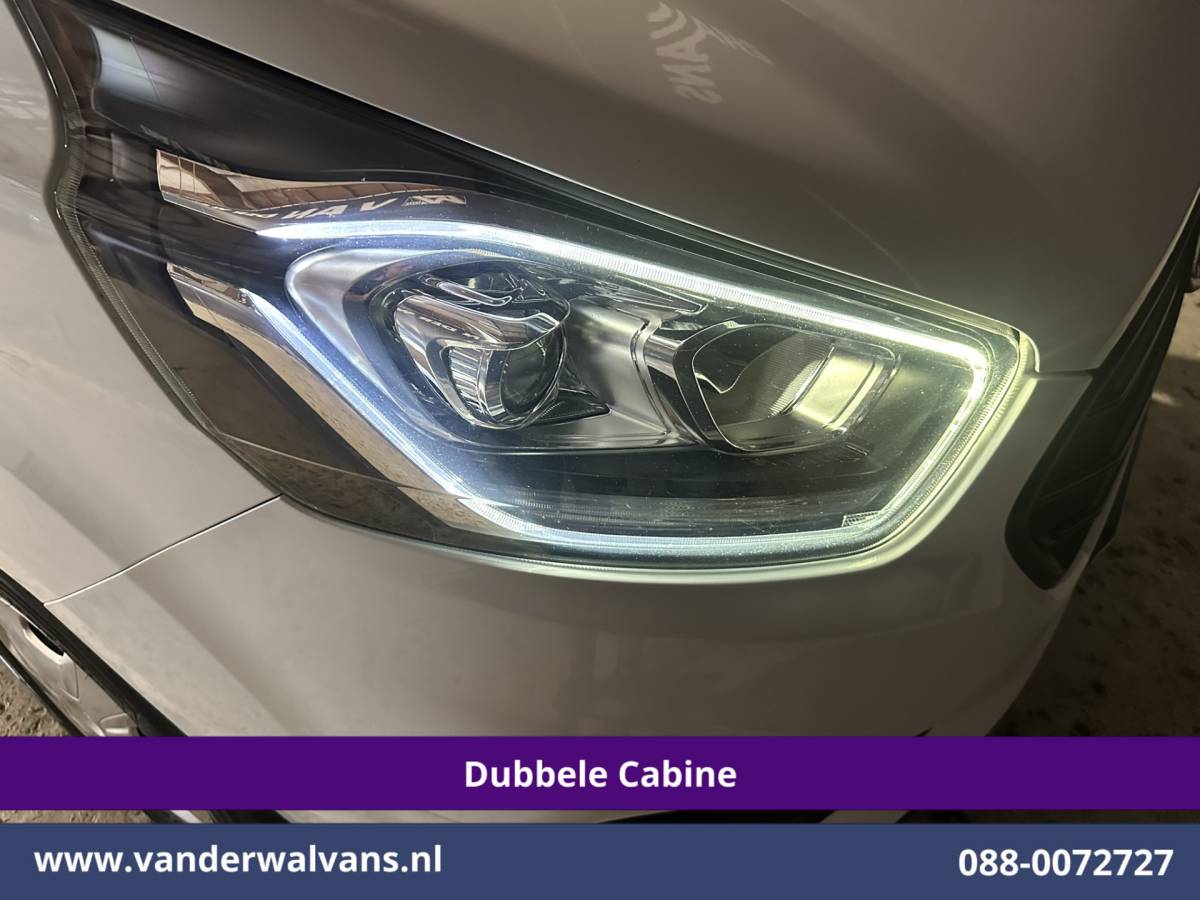 Ford Transit Custom Ford Transit Custom 2.0 TDCI 130pk L2H1 Dubbele Cabine Euro6 Airco | 5-Zits | Camera | LED | Tachograaf Cruisecontrol, Trekhaak, Stoelverwarming, Verwarmde voorruit, Parkeersensoren